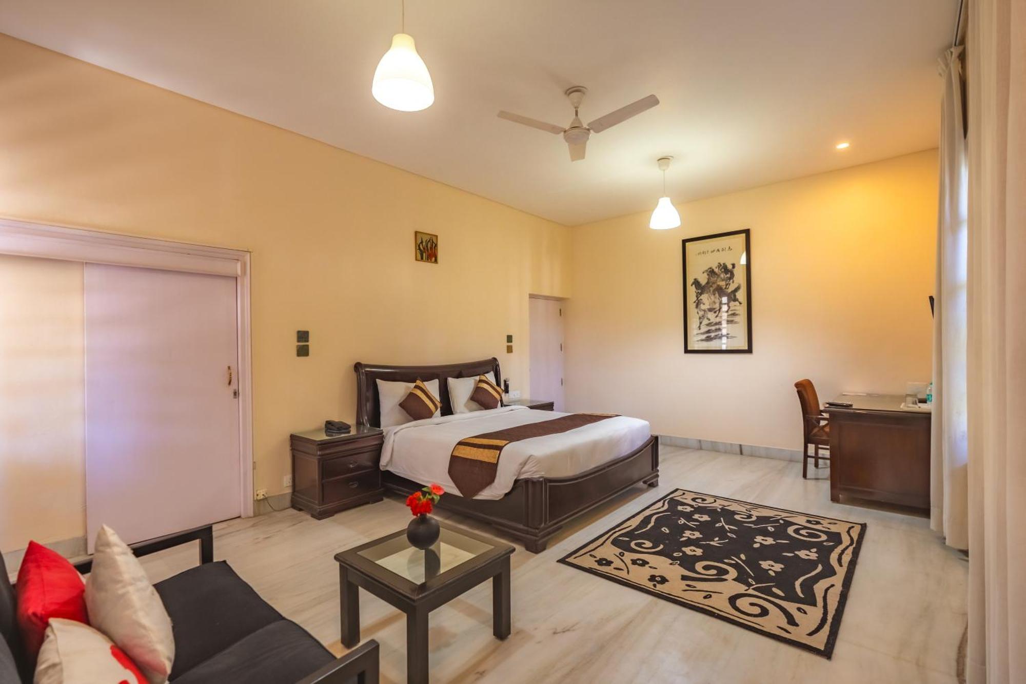 Hotel Saffron Leaf W567 Dehradun Exterior foto