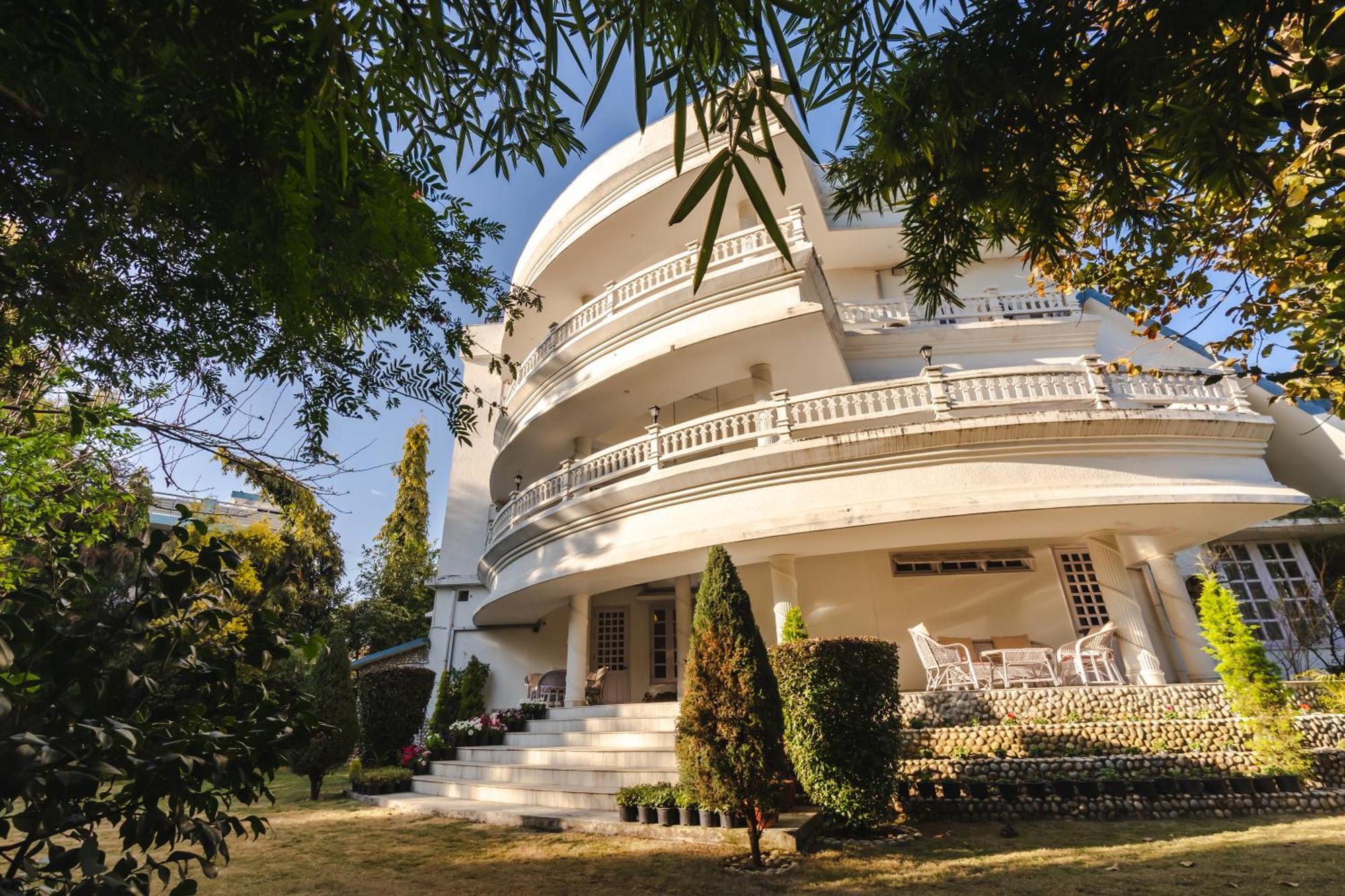 Hotel Saffron Leaf W567 Dehradun Exterior foto